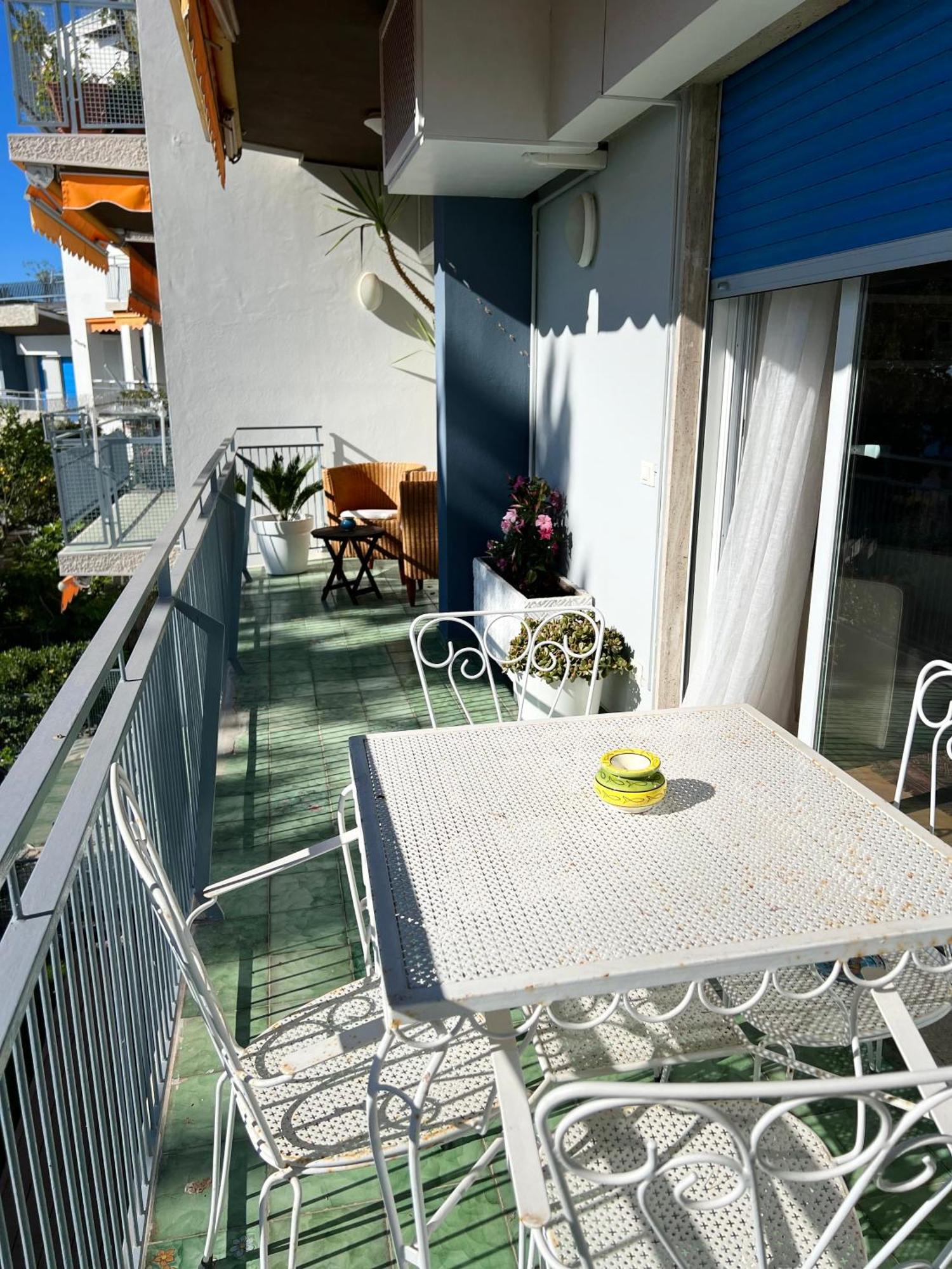 Mamariviera Home Holidays Sanremo - Casa Vista Mare Con Piscina מראה חיצוני תמונה