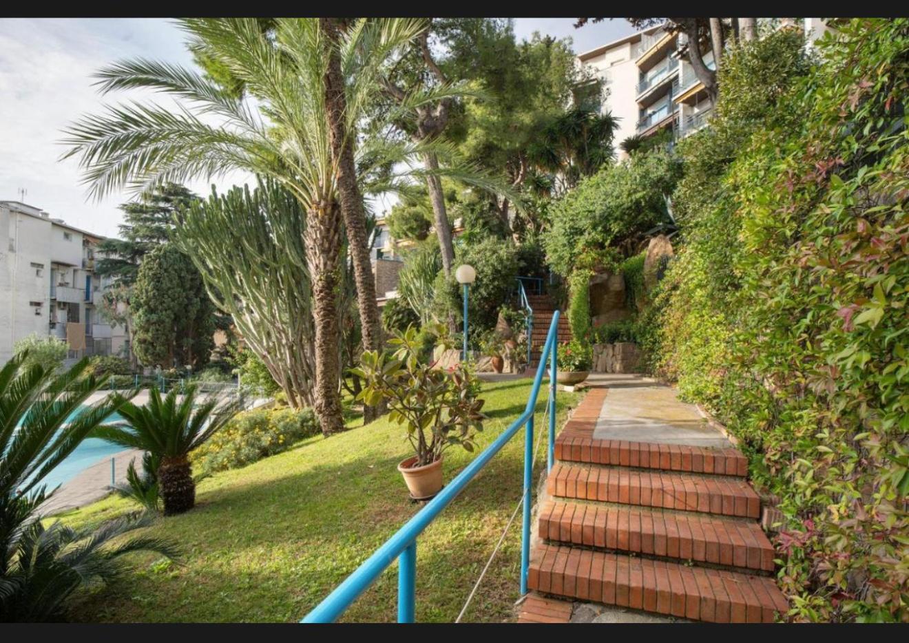 Mamariviera Home Holidays Sanremo - Casa Vista Mare Con Piscina מראה חיצוני תמונה
